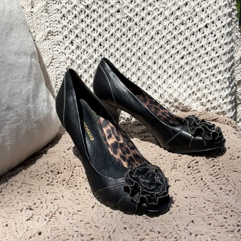 Arturochiang- Black